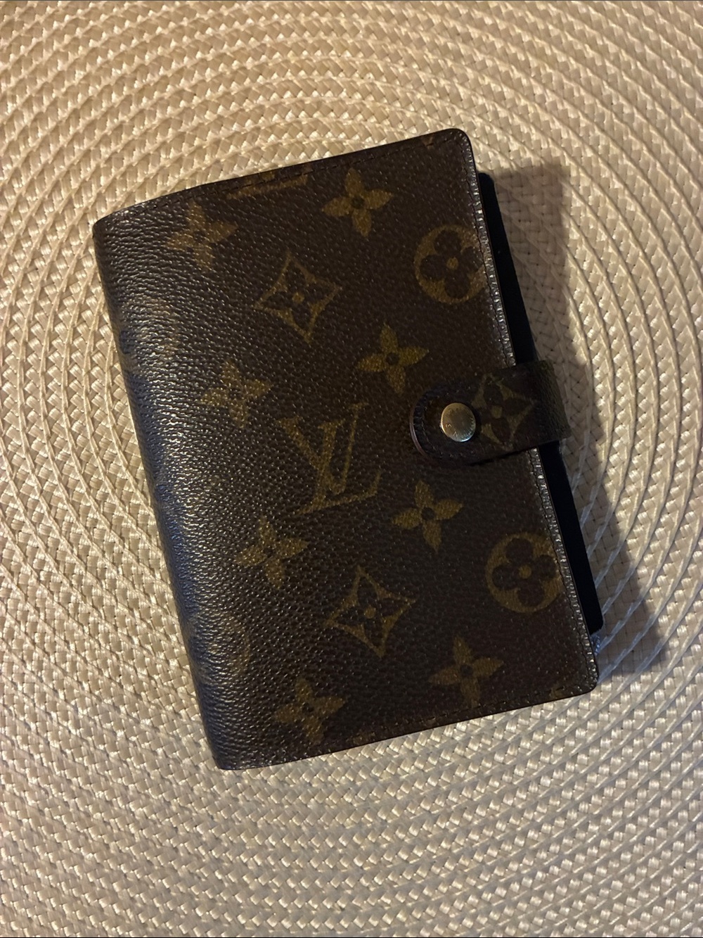 Louis Vuitton Monogram Canvas Agenda/passport holder
